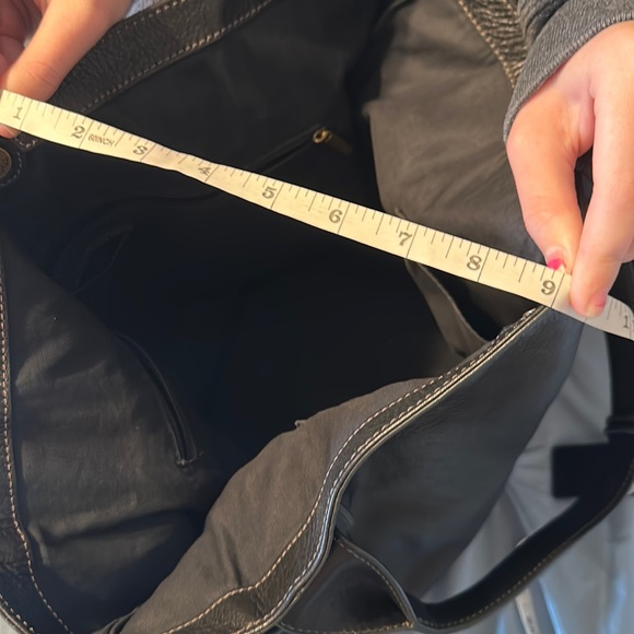 EUC Leather Fossil tote - Picture 15 of 16